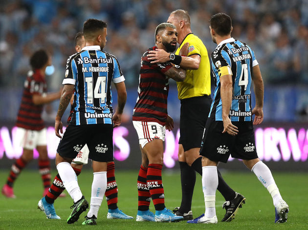 Nestor Pitana,Gabriel Barbosa,Matheus Henrique