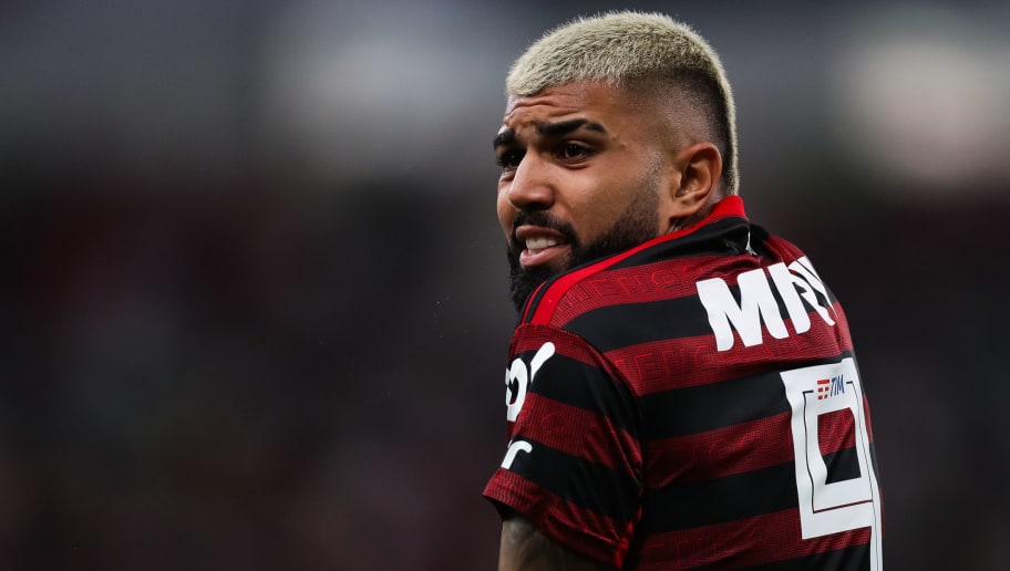 Galvão Bueno se une à torcida do Flamengo e 