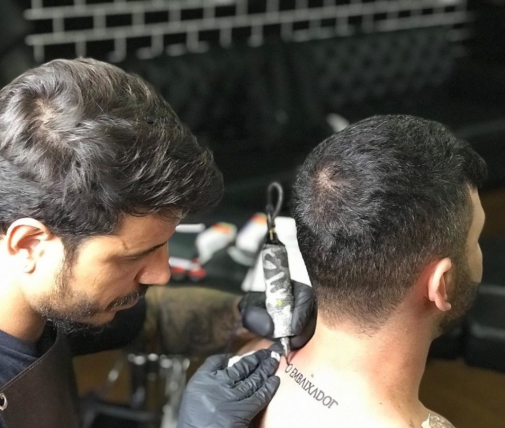 Gusttavo Lima surpreende os fãs com nova tatuagem - 1