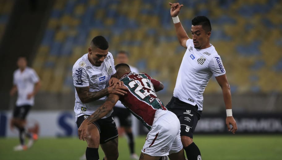 Nada de gols ou assistências: o que explica o mau desempenho de Uribe no Santos? - 1