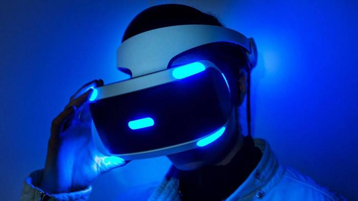 Nova versão do PlayStation VR não terá fios, sugere patente - 1