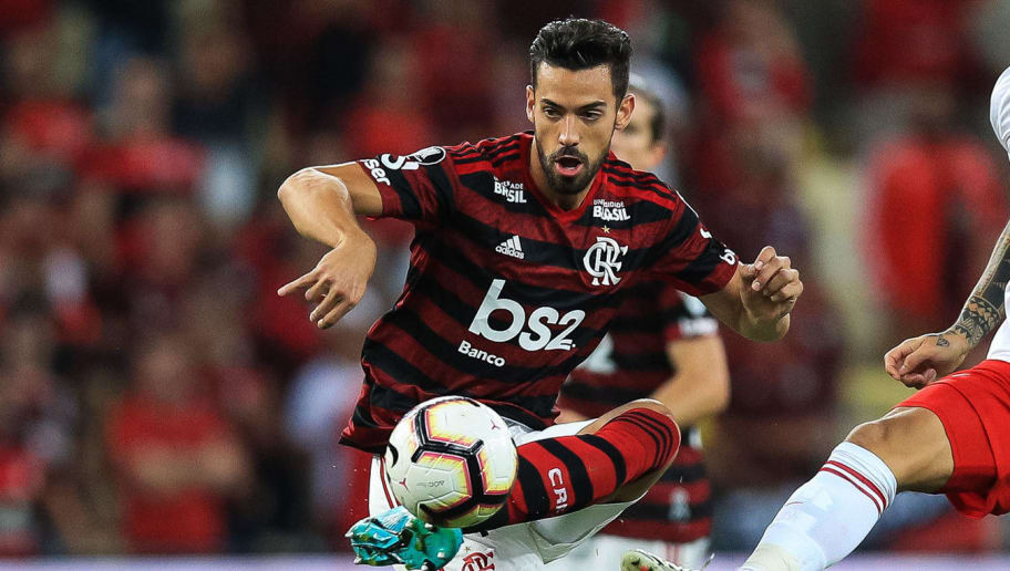 Pablo Marí ultrapassa '24 horas de futebol' e vira exemplo no Flamengo - 1