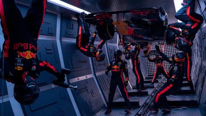 Como seria fazer um pit stop no espaço? Equipe de F1 da Red Bull mostra em vídeo - 1