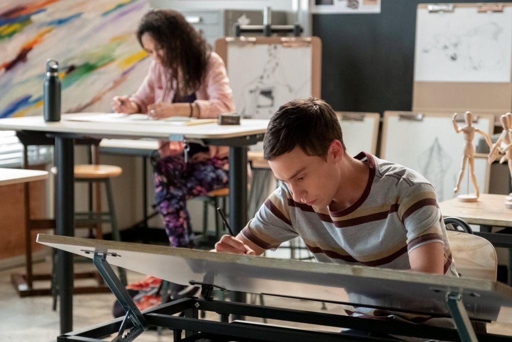 Crítica | Atypical ganha temporada de decisões para Sam - 2