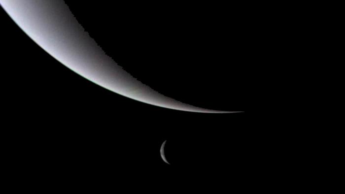 Essas luas de Netuno fazem uma espécie de dança orbital para impedir colisões - 1