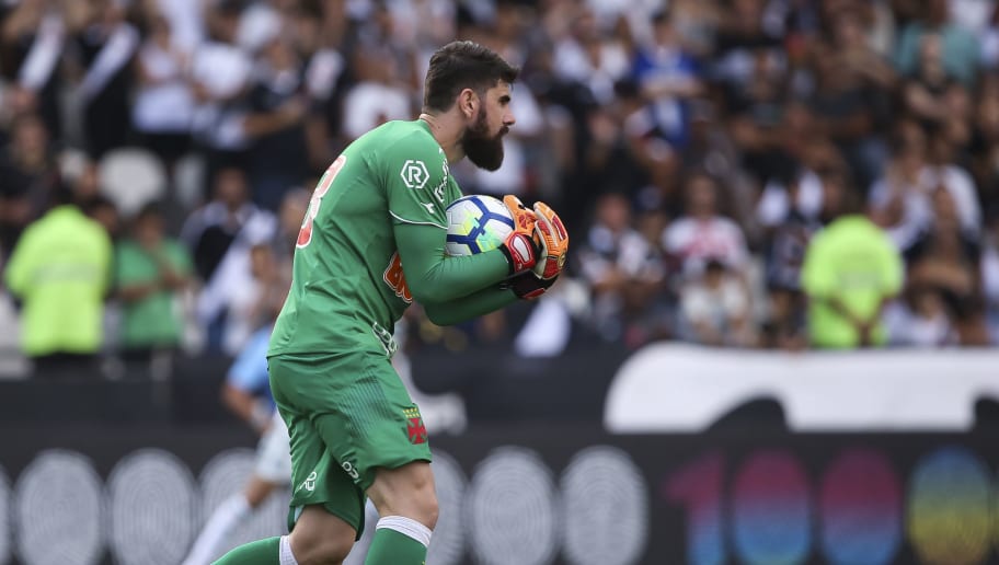 Fernando Miguel relata expectativa para o clássico e fala como o Vasco deverá se portar no jogo - 1