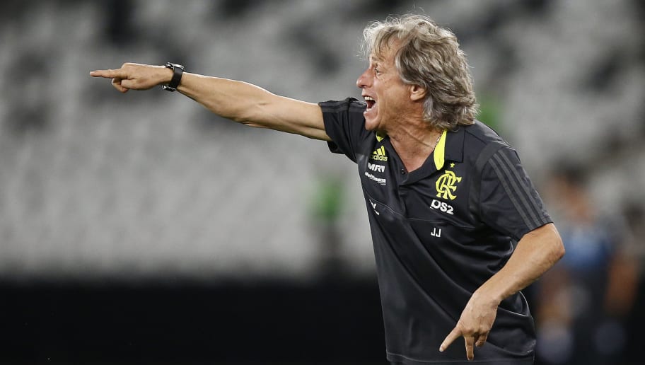 Fora do razoável: excessos marcam troca de farpas entre Jorge Jesus e Valentim - 1