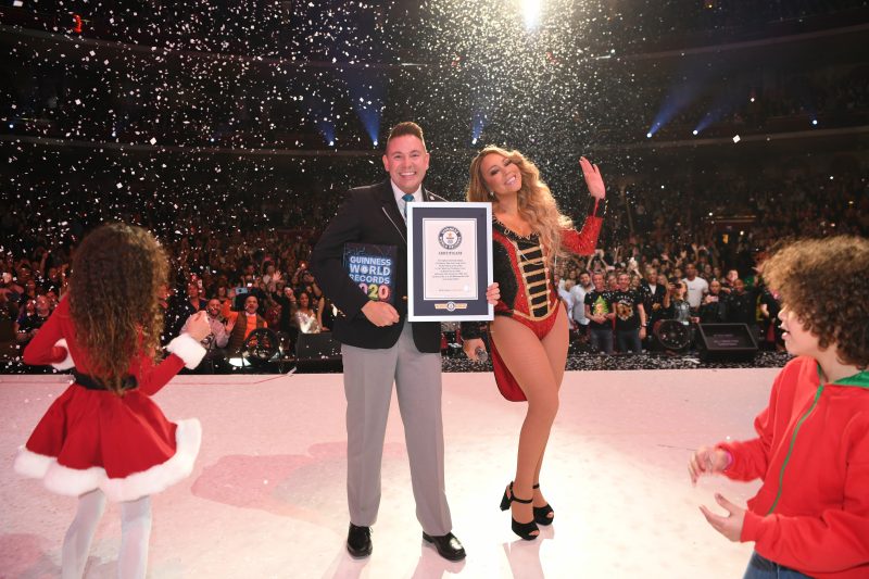 Mariah Carey bate três recordes históricos com “All I Want For Christmas Is You” - 1