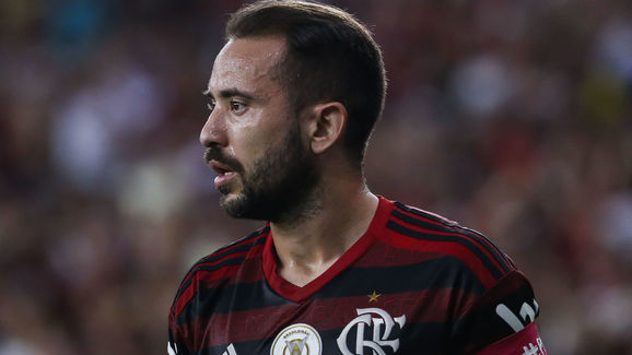 Everton Ribeiro