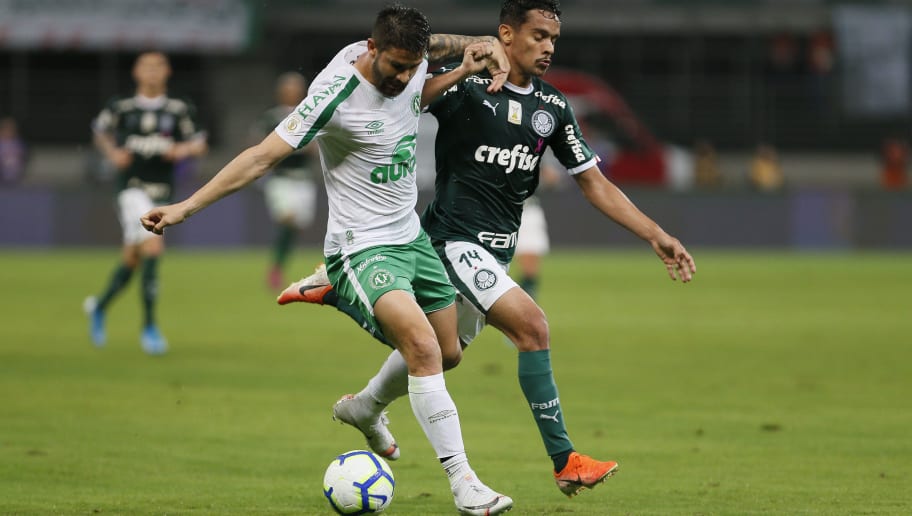 Para resolver problemas ofensivos, Atlético-MG quer contratar artilheiro da Chapecoense - 1