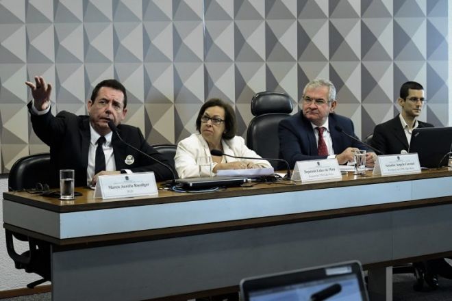 Pesquisador revela que fake news surgiram nas eleições brasileiras em 2014 - 2