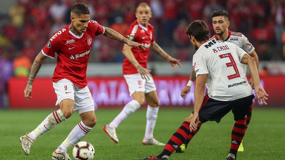 Paolo Guerrero,Rodrigo Lindoso