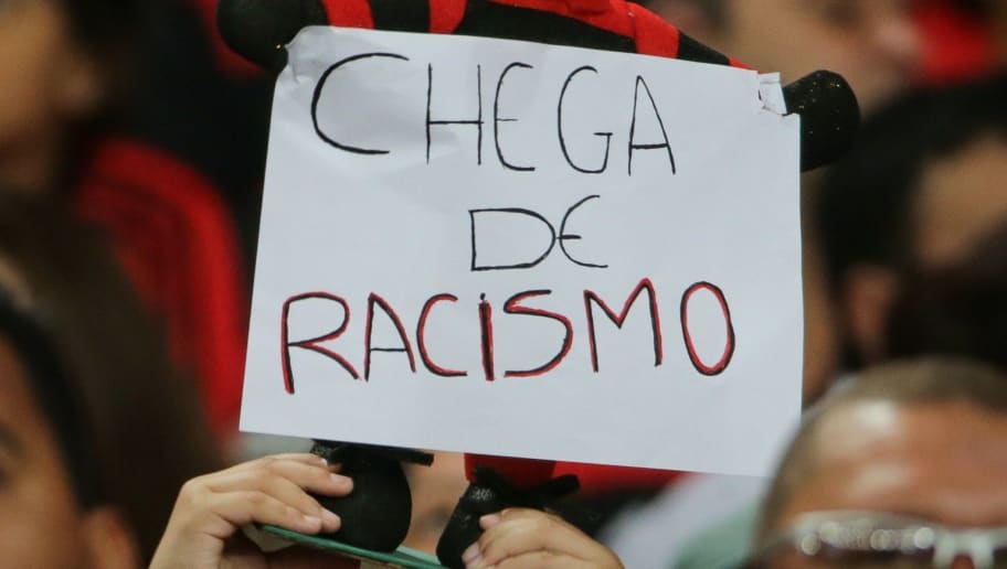 Racismo: quem cala, consente? Então o 90min precisa falar... - 1