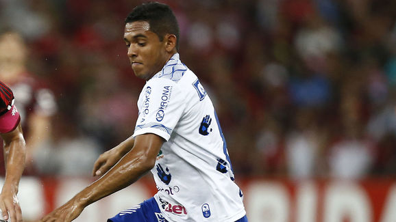 Everton Ribeiro,Dawhan