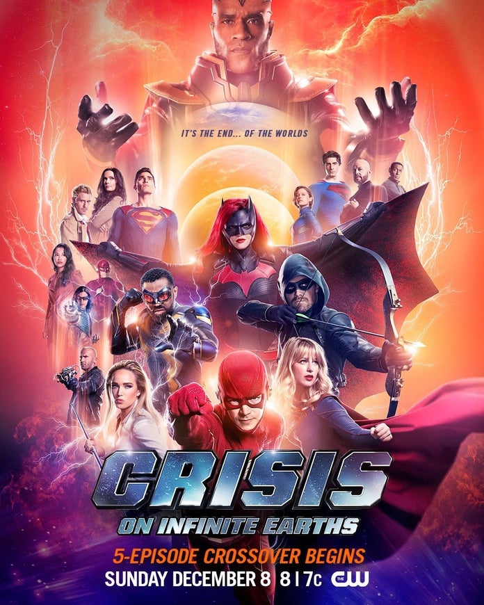 Smallville, Arrow, The Flash e Supergirl encaram a Crise nas Infinitas Terras em 1° pôster - 1