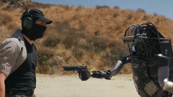 Verdade ou fake? Vídeo de robô-soldado com habilidades militares viraliza na web - 1