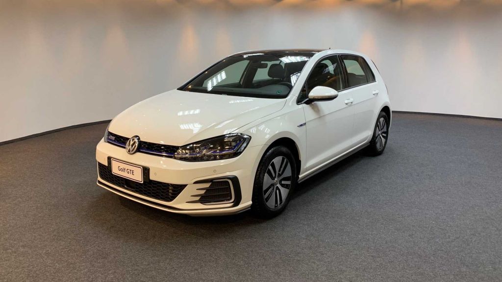 Volkswagen lança versão híbrida - e limitada - do Golf no Brasil por R$ 200 mil - 2