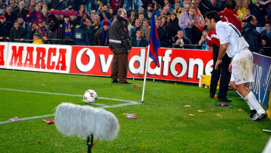 5 episódios polêmicos que marcam a história do clássico entre Barça e Madrid - 5