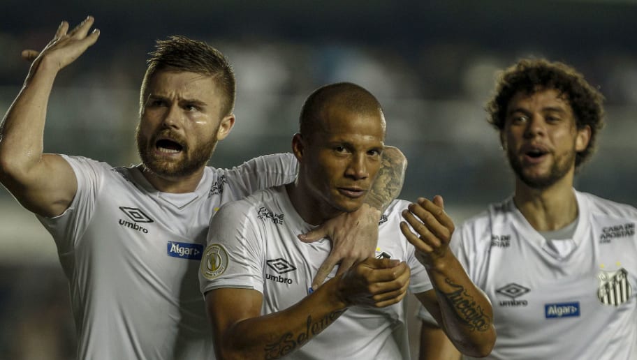À espera de Sampaoli, destaque do Santos entra na mira do Palmeiras; contrato vai até junho de 2021 - 1