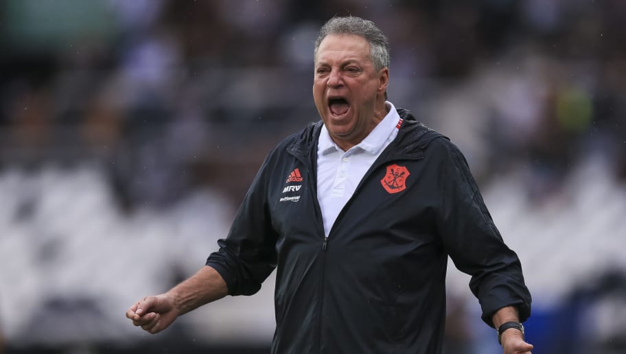 Abel Braga reivindica premiações e irá à Justiça contra o Flamengo - 1