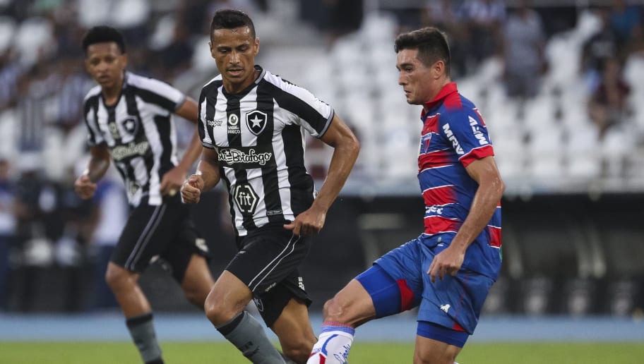 Após uma temporada sólida no Fortaleza, volante Juninho define onde jogará em 2020 - 1