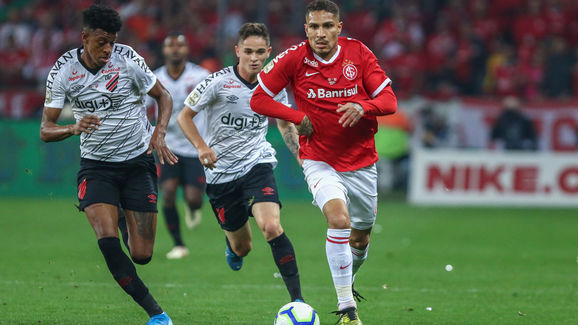 Paolo Guerrero,Robson Bambu