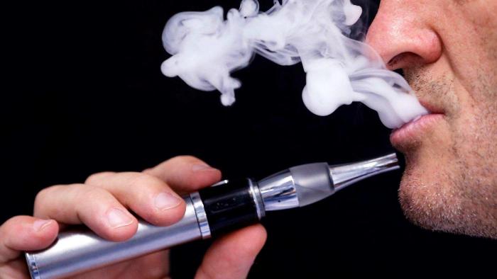 Estudos sugerem que vapes não são mais saudáveis que cigarros tradicionais - 1