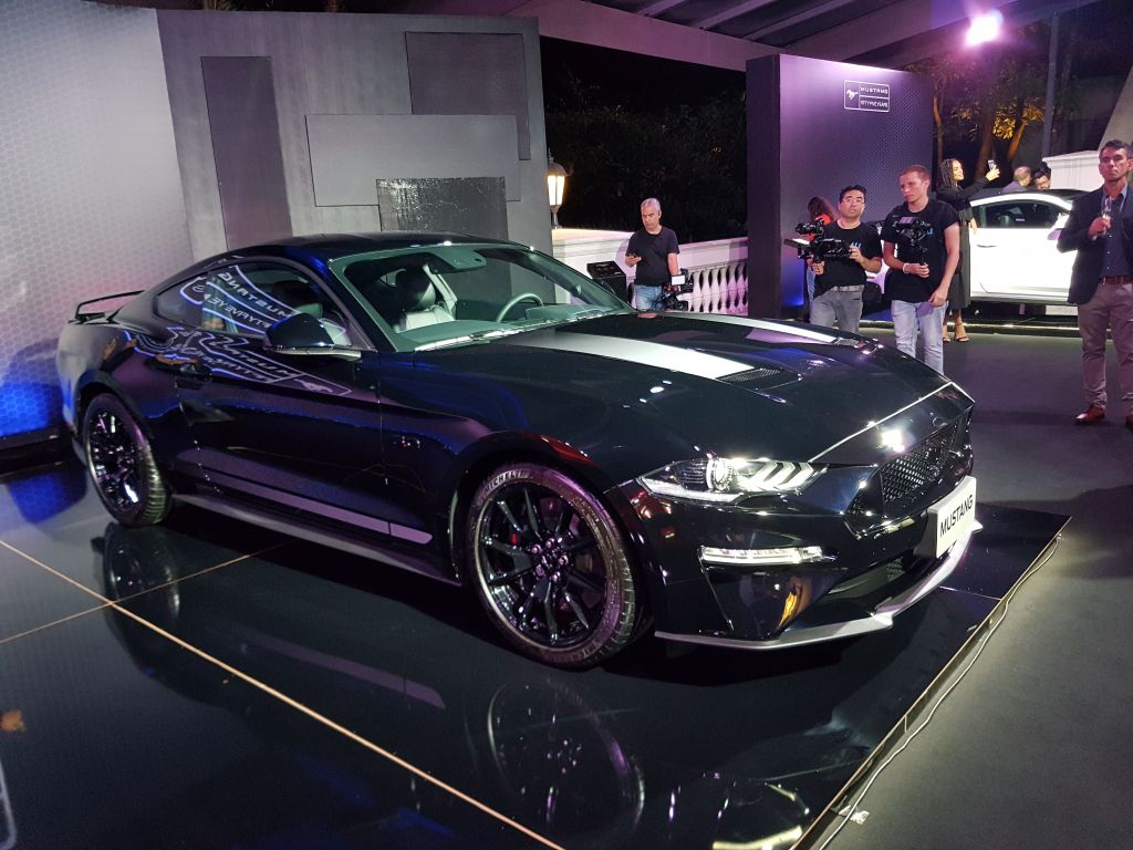Ford anuncia Mustang Black Shadow e confirma chegada de SUV elétrico no Brasil - 4