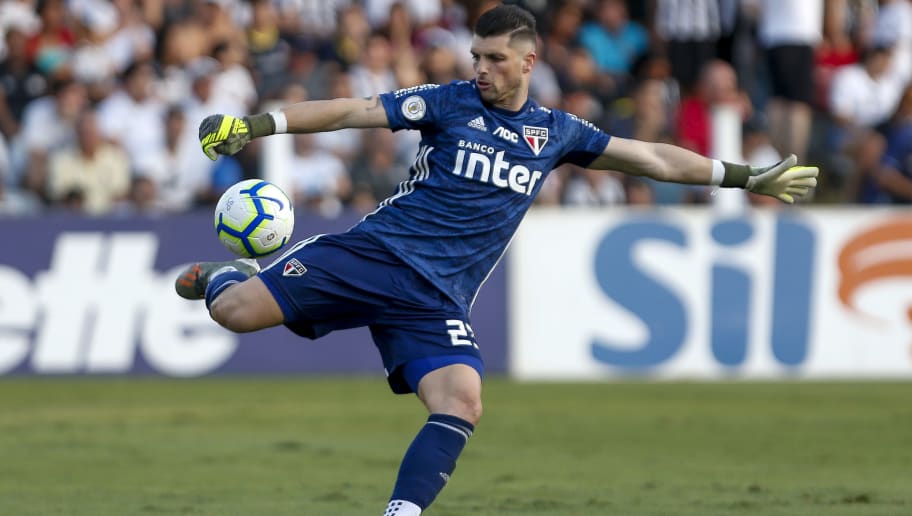 Futuro do goleiro Tiago Volpi na próxima temporada é decretado após reunião, crava jornalista Menon - 1