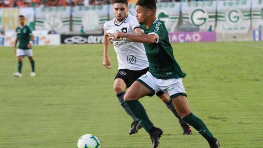 Goiás demonstra interesse e Palmeiras pode ceder dois jogadores para fechar com Michael - 1