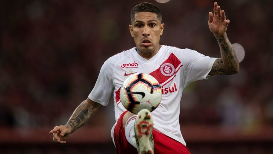 Na mira do Boca Juniors, Paolo Guerrero deixa futuro aberto no Internacional para 2020 - 1