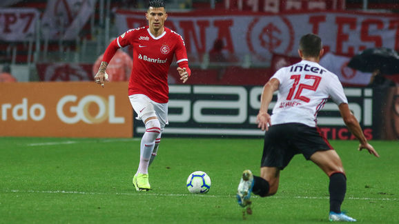 Vitor Cuesta,Vitor Bueno