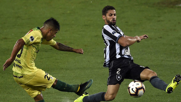 FBL-SUDAMERICANA-BOTAFOGO-DEFENSA