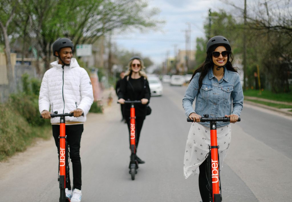 Uber aposta em patinetes elétricos no Brasil - 2