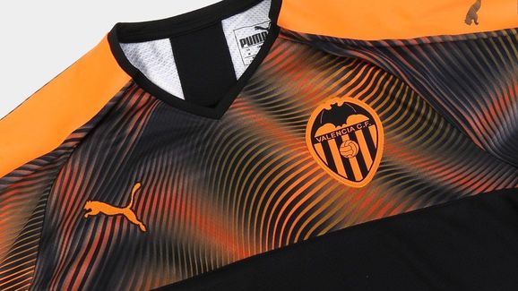 10 camisas de times de futebol que você talvez nunca viu, mas vai querer ter - 10