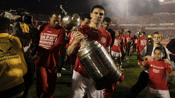 Internacional v Chivas Guadalajara - 2010 Copa Santander Libertadores