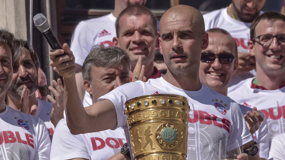 FBL-GER-BAYERN-MUNICH-CELEBRATIONS