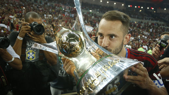 Everton Ribeiro