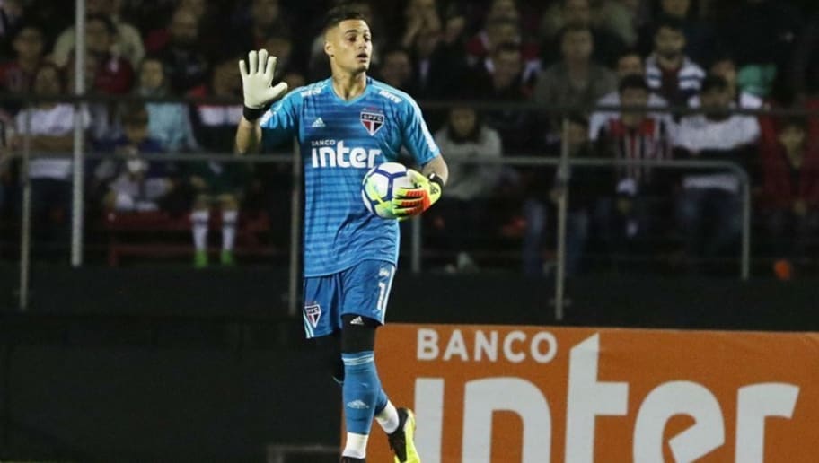 Afastado do São Paulo após agressão à esposa, Jean acerta com novo clube; torcida repudia - 1