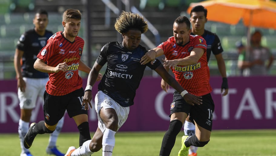Agente de lateral campeão da Copa Sul-Americana de 2019 atualiza negociações com o Vasco - 1