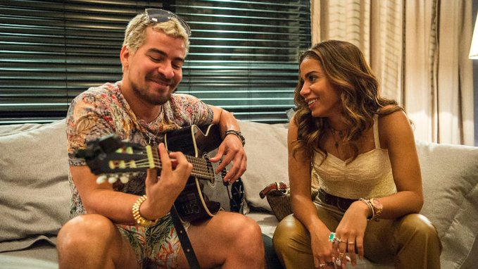 Anitta beija Thiago Martins em gravações da novela “Amor de Mãe” - 5