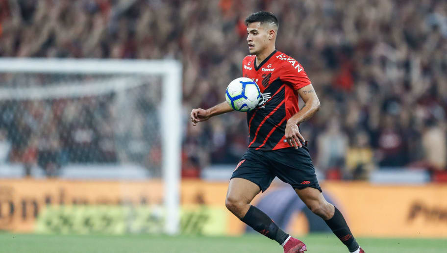 Athletico cede, baixa exigência por Bruno Guimarães e define novos valores da negociação - 1