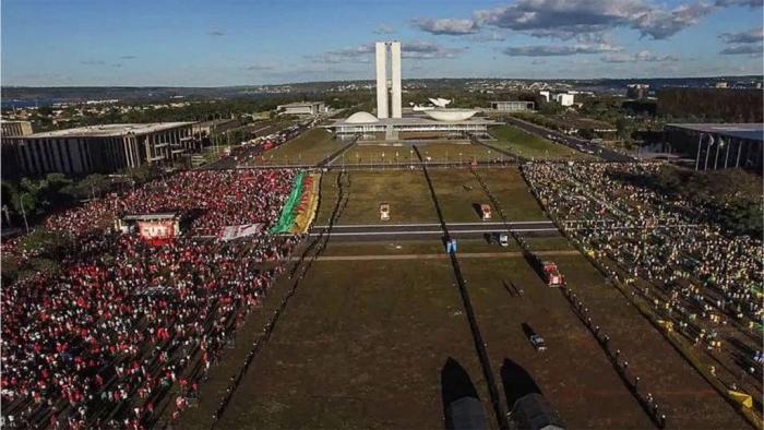 Documentário brasileiro Democracia em Vertigem é indicado ao Oscar; veja lista - 1