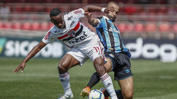 Helinho,Thaciano