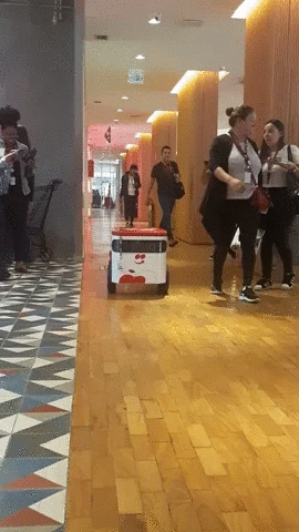 iFood está testando “entregadora-robô” em um shopping de São Paulo - 2