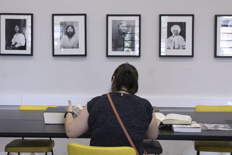 O Centro de Preservação, Pesquisa e Referência (CPPR) do Museu da Imigração faz parceria com o banco de dados da organização FamilySearch.