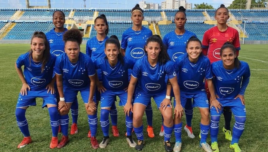 Pasta dividida e cortes: crise no Cruzeiro também atinge o futebol feminino - 1