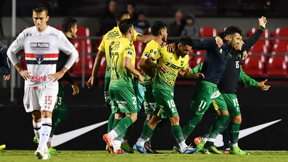 FBL-SUDAMERICANA-SAOPAULO-DEFENSA