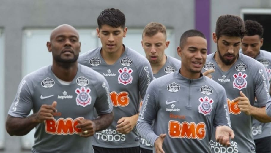 A pedido de Rogério Ceni, Fortaleza acerta contratação de meia-atacante do Corinthians - 1