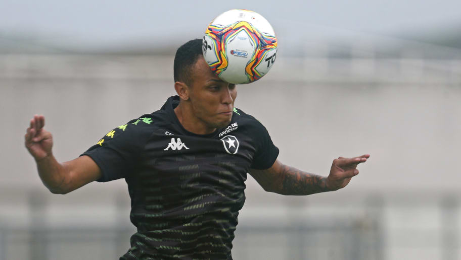 Botafogo veta empréstimo de atletas ao Santa Cruz e refaz lista; Lucas Campos será liberado - 1
